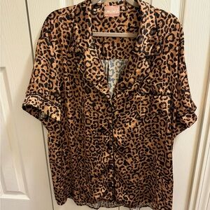 Show me your mummy leopard pajama set